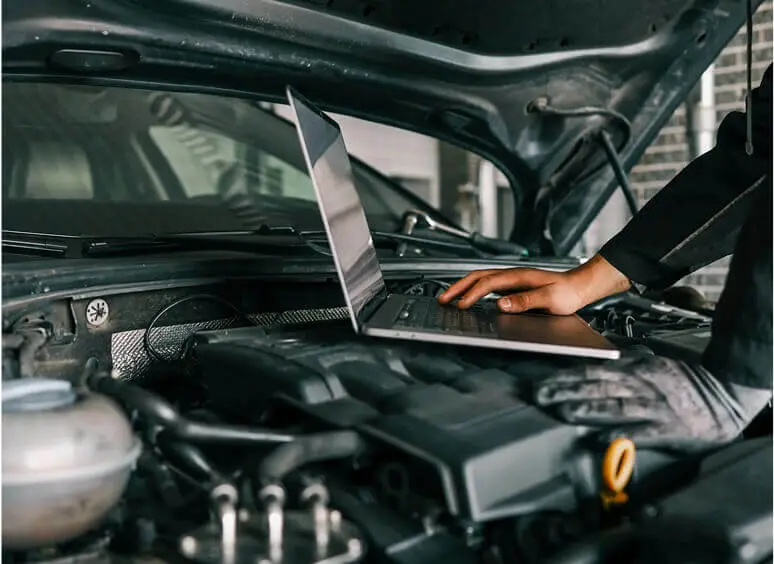 Vehicle diagnostics with laptop
